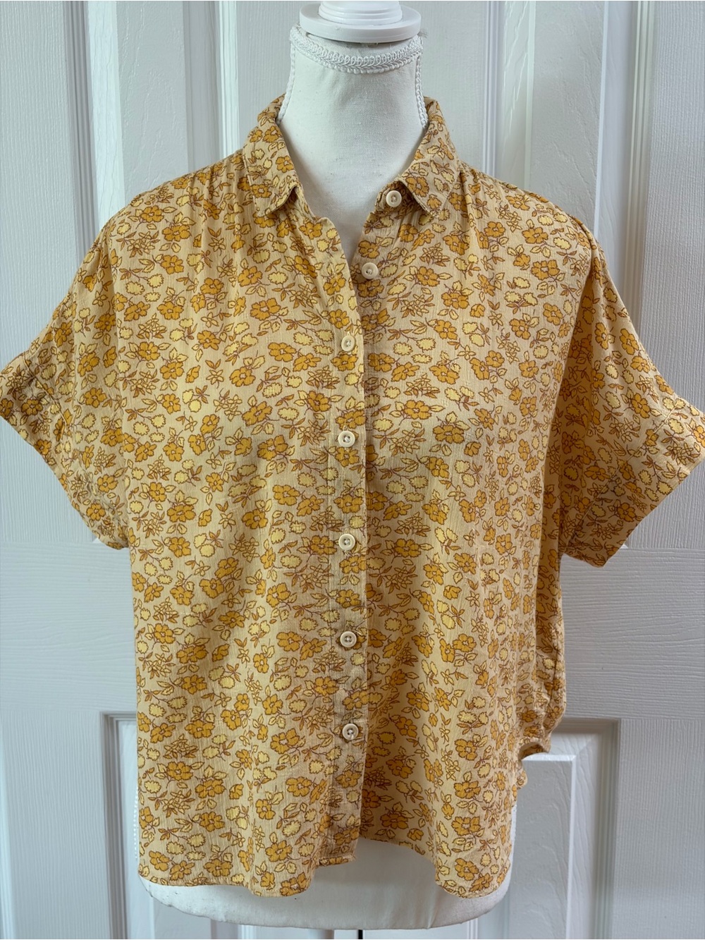 Madewell Yellow Floral Hilltop Button Up Short Sleeve Shirt Size S NF222